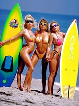 Tiny Bikini, Skin surfing USA, a real beach treat.