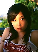 Micro Bikini, Yoko Mitsuya in Captivating asian babe looks incredible in her black bikini