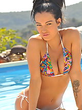 Micro Bikini, Sexy UK Lady Kayleigh Williams, poolside in tight bikini black hair nude photos